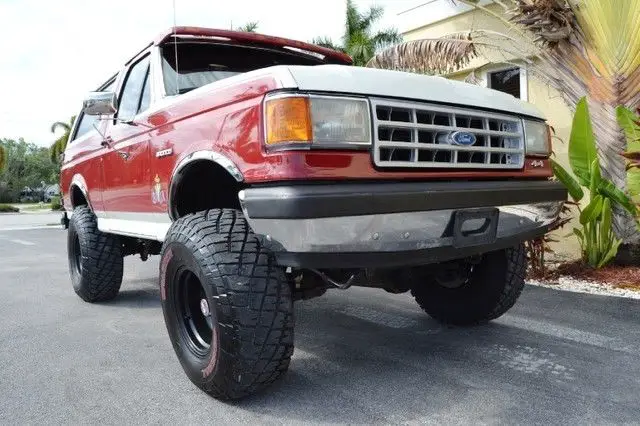 1990 Ford Bronco Custom Lifted