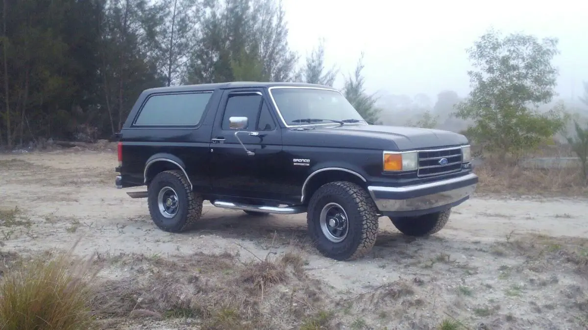 1990 Ford Bronco Eddie Bauer