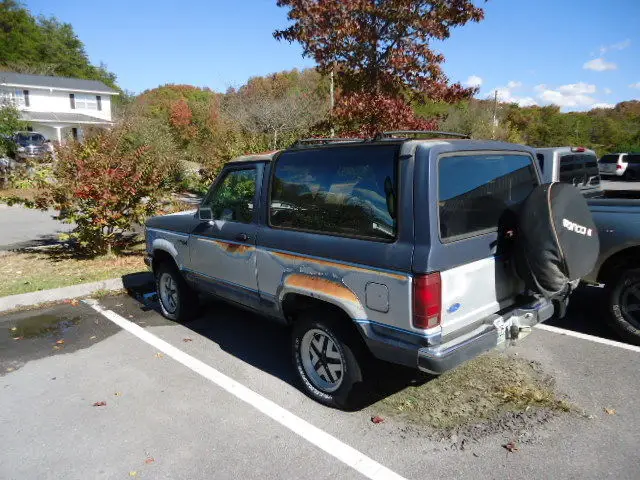 1990 Ford Bronco II XLT