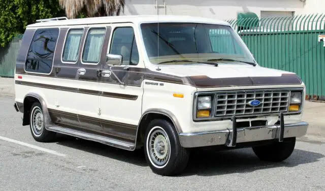 1990 Ford E-Series Van Needs TLC,100% Rust Free,(310)259-5383