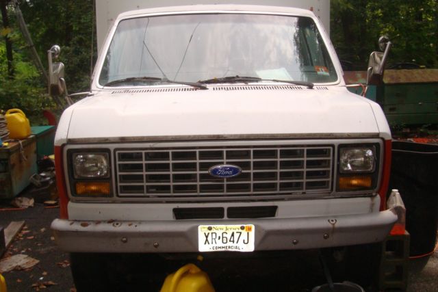 1990 Ford E-Series Van