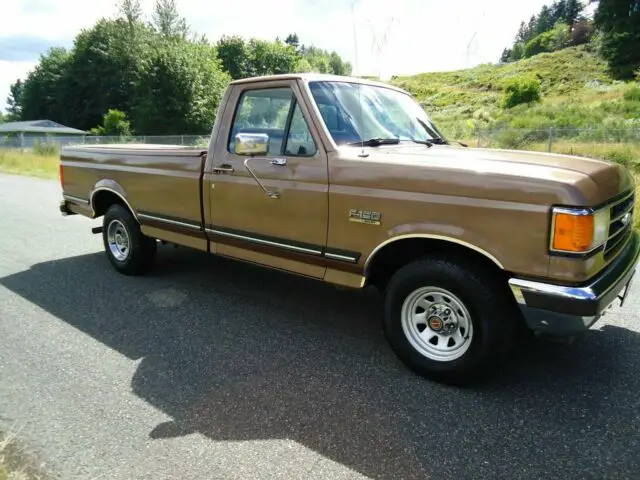 1990 Ford F-150 Lariat