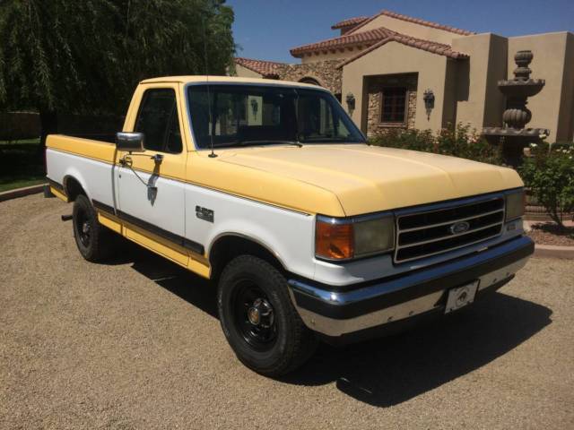 1990 Ford F-150 XLT Lariat