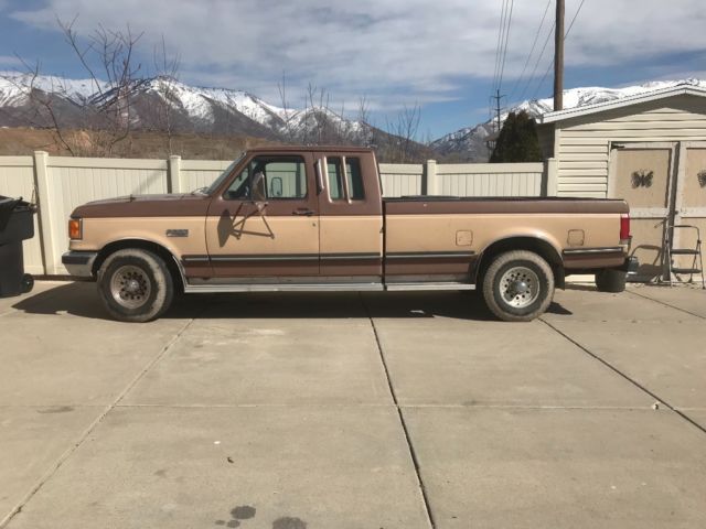 1990 Ford F-250 Lariat