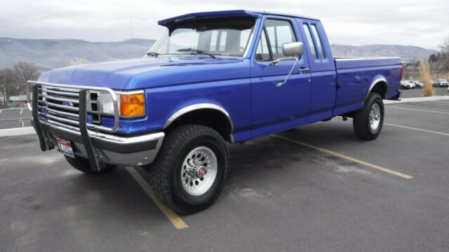 1990 Ford F-250 Lariat