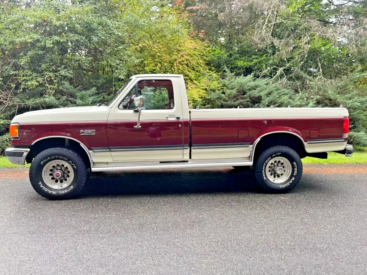 1990 Ford F-250 XLT Lariat