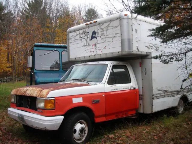 1990 Ford F-350 cloth seat