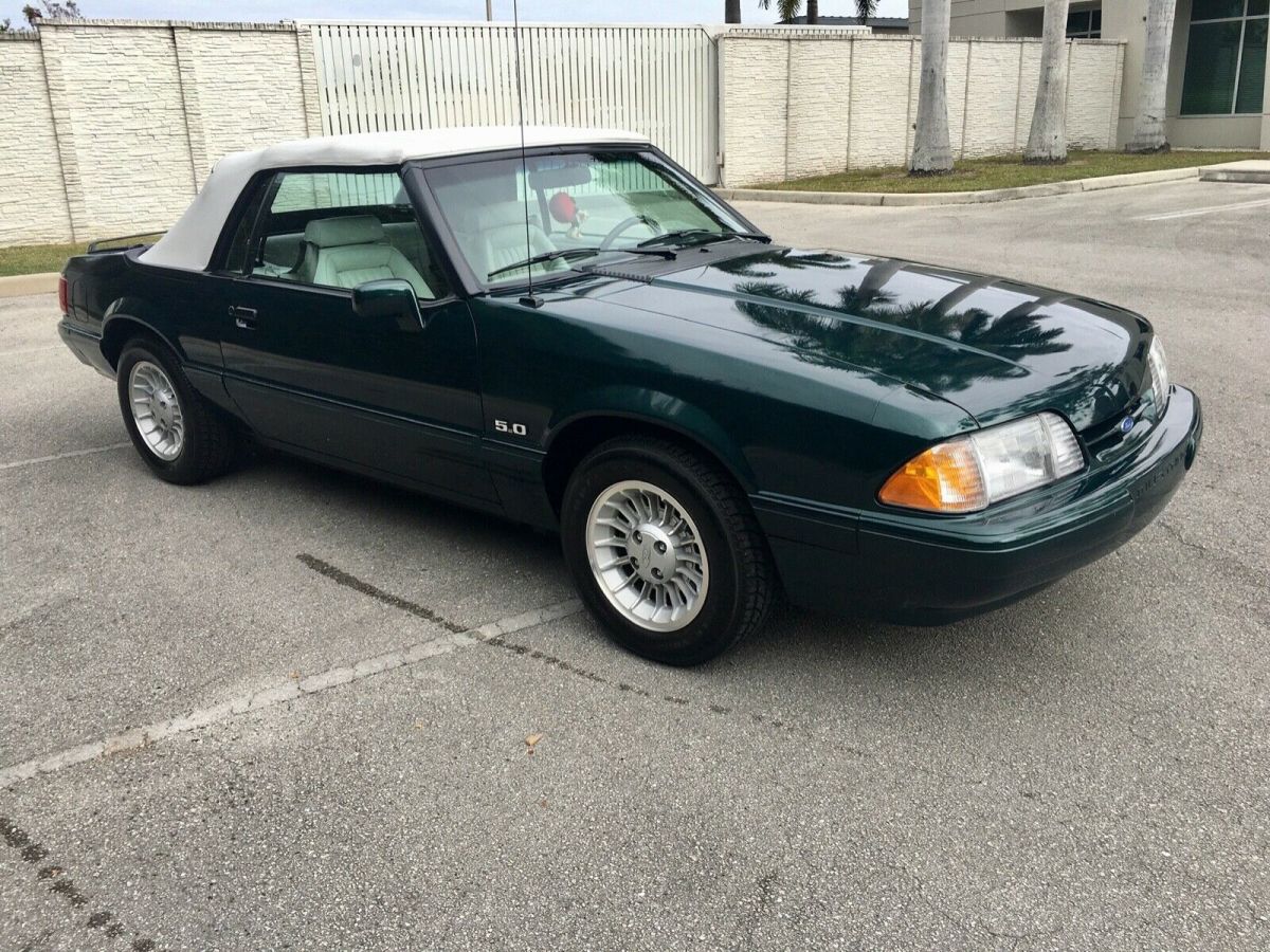 1990 Ford Mustang 5.0 LX Convertible 7UP