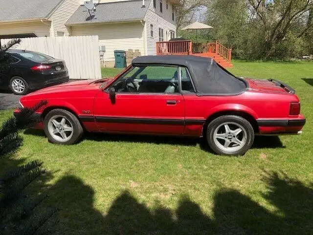 1990 Ford Mustang