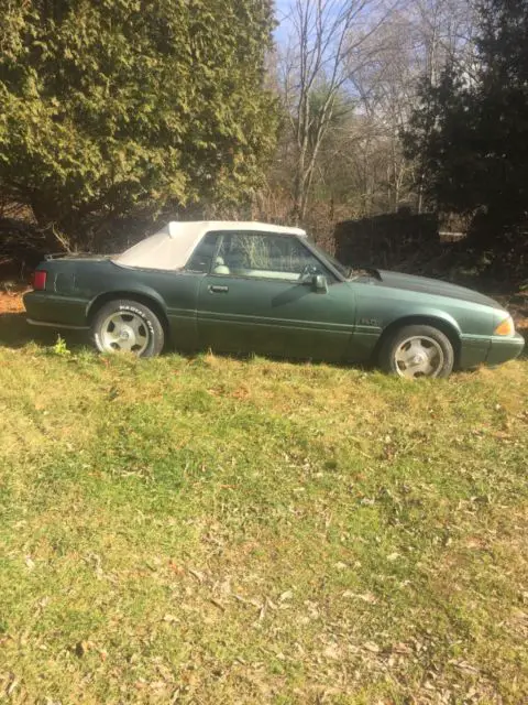 1990 Ford Mustang LX Convertible