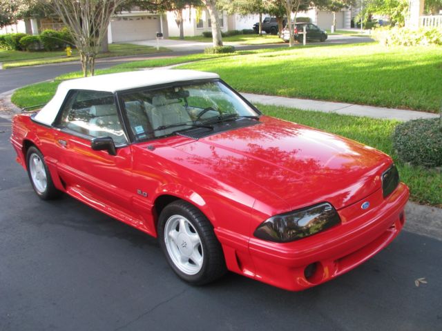 1990 Ford Mustang CONVERTIBLE