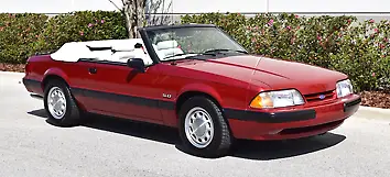 1990 Ford Mustang GT Convertible 2-Door