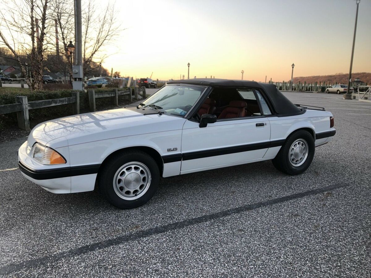 1990 Ford Mustang LX