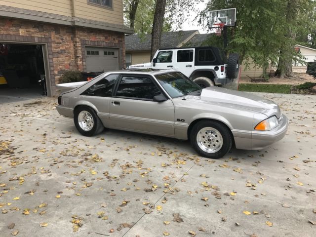 1990 Ford Mustang LX