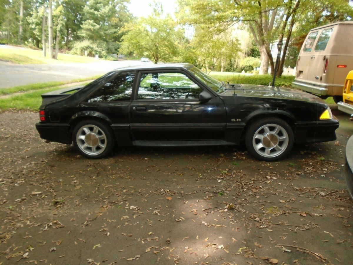 1990 Ford Mustang