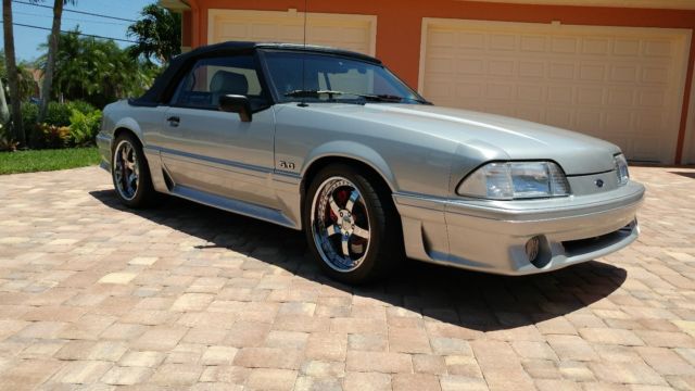 1990 Ford Mustang GT Convertible