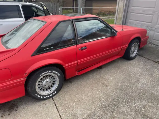 1990 Ford Mustang