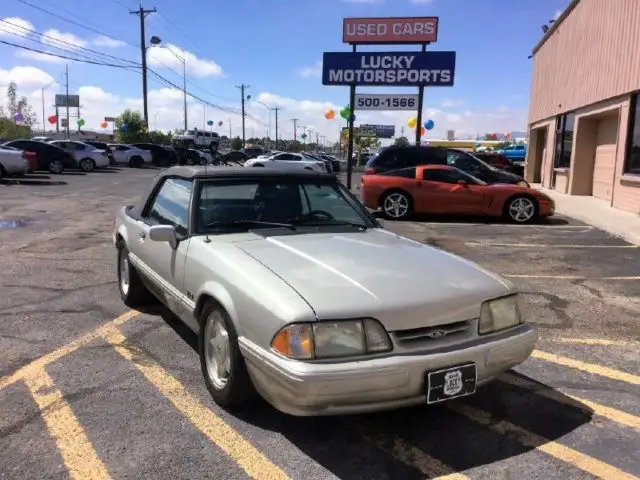 1990 Ford Mustang LX