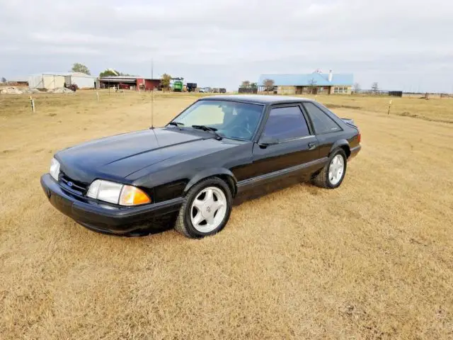 1990 Ford Mustang