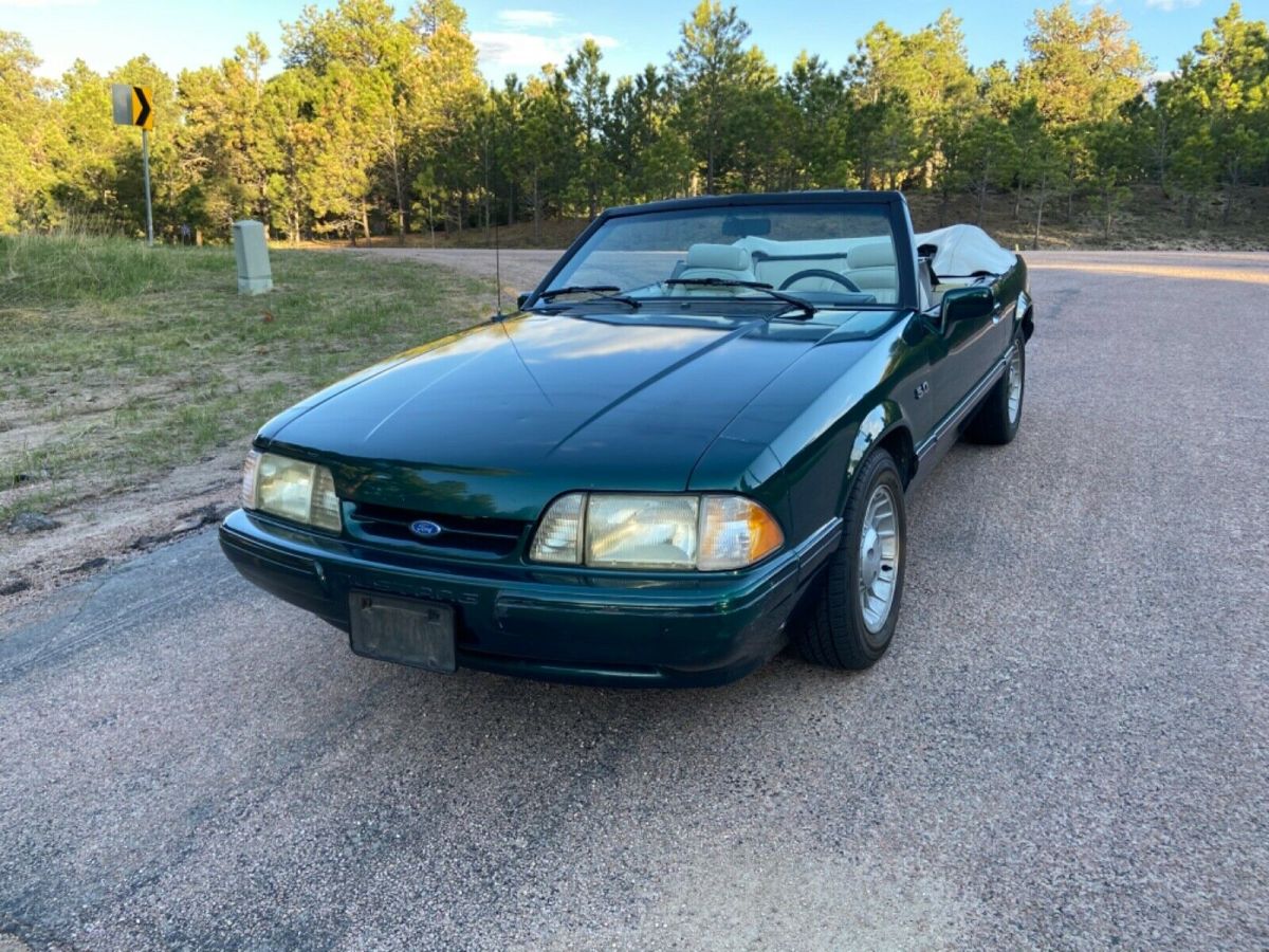 1990 Ford Mustang LX