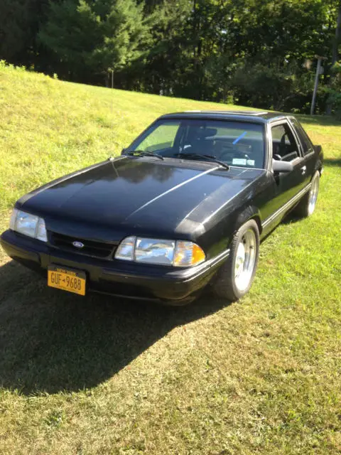 1990 Ford Mustang