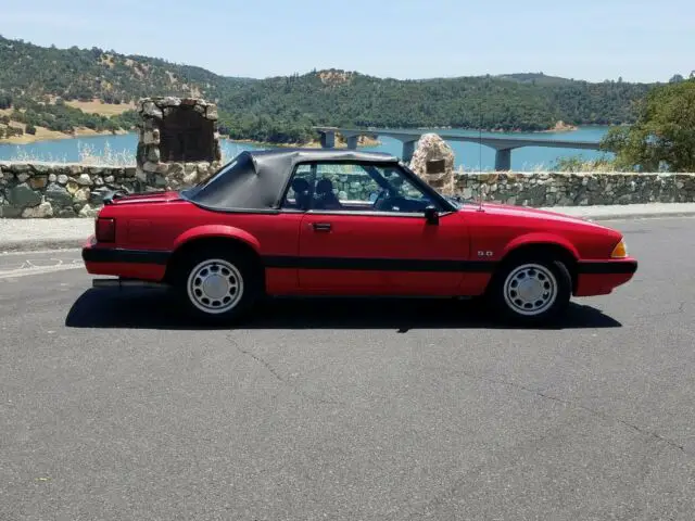 1990 Ford Mustang LX