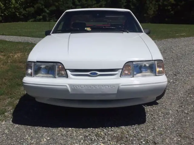 1990 Ford Mustang LX Sedan 2-Door