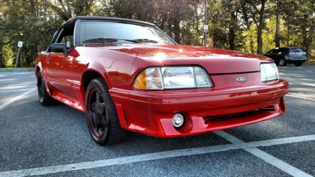 1990 Ford Mustang LX Convertible 2-Door