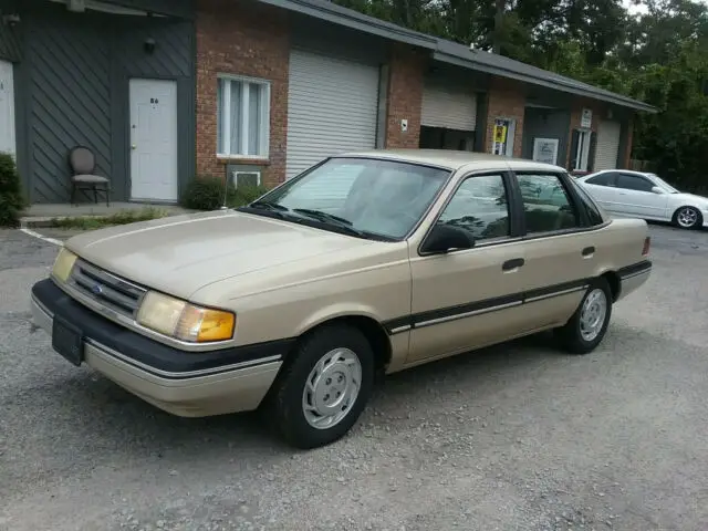 1990 Ford Tempo