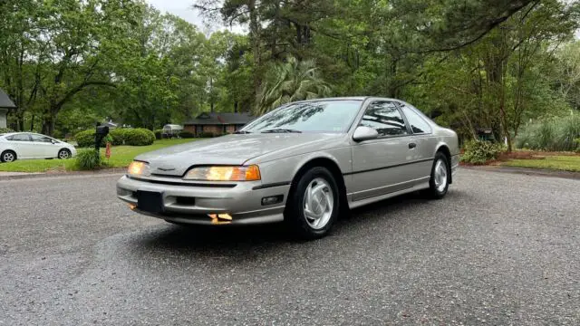 1990 Ford Thunderbird SC