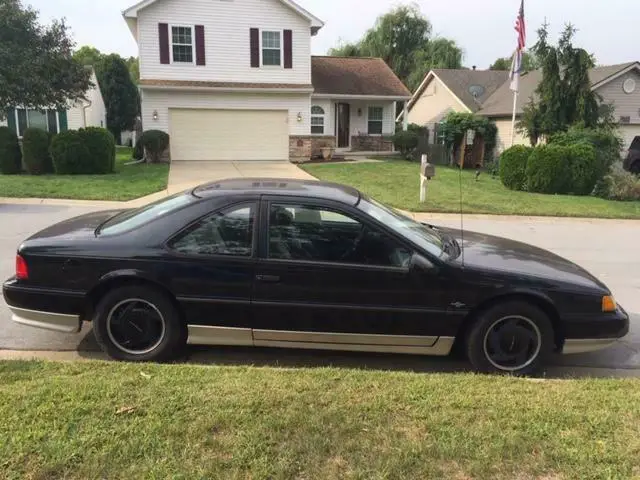 1990 Ford Thunderbird