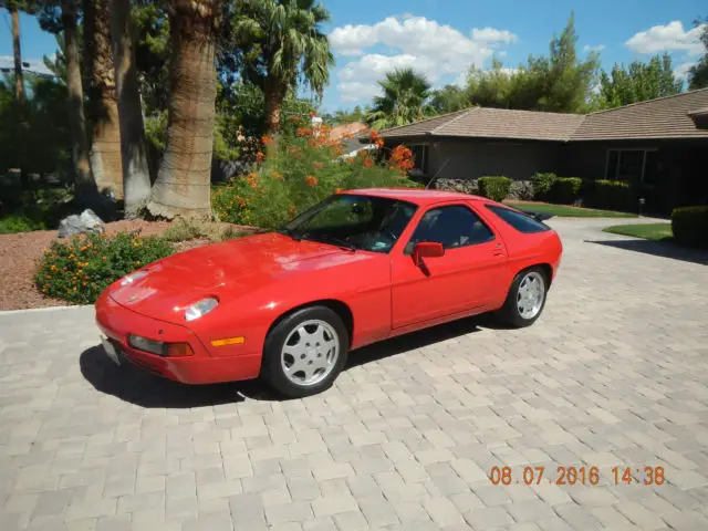 1990 Porsche 928 GT