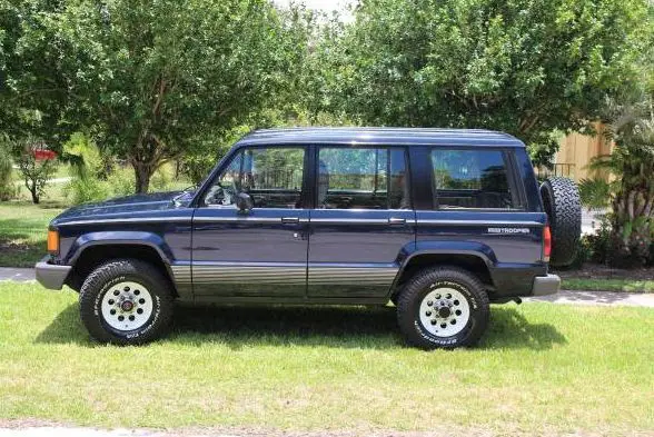 1990 Isuzu Trooper