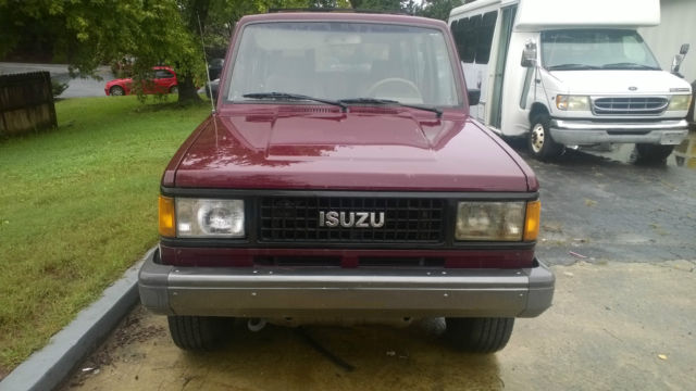 1990 Isuzu Trooper