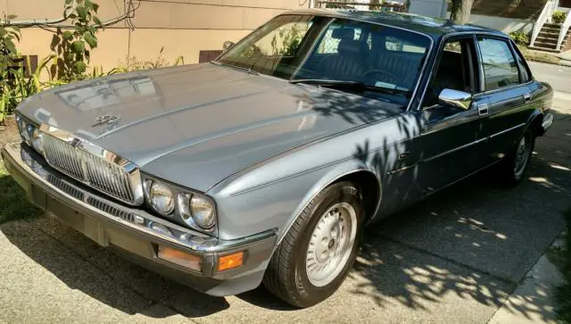 1990 Jaguar XJ6