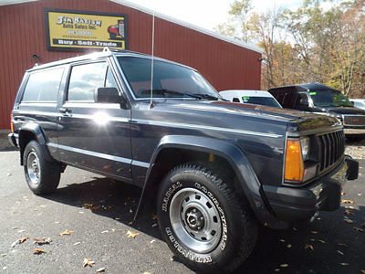 1990 Jeep Cherokee 2-door Pioneer 4x4