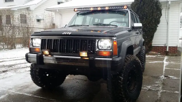 1990 Jeep Cherokee Laredo