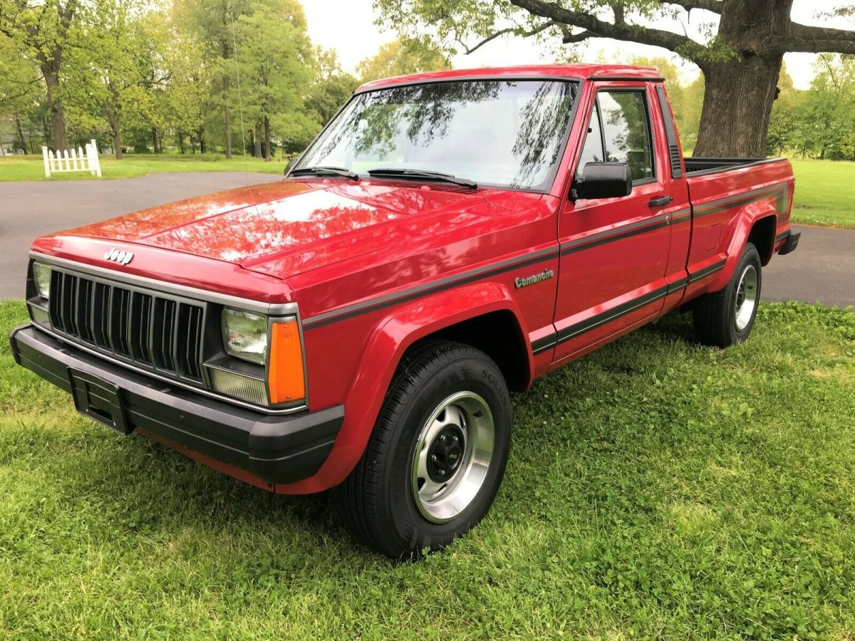 1990 Jeep Comanche PIONEER