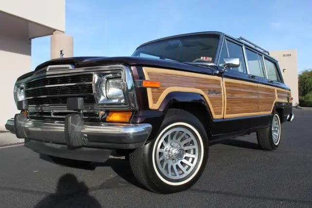 1990 Jeep Wagoneer --