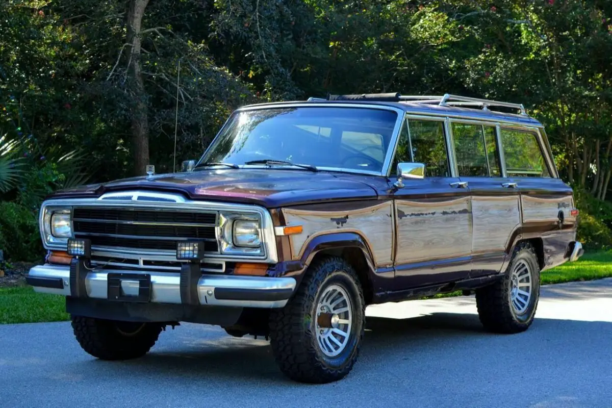 1990 Jeep Wagoneer Base 4dr 4WD SUV