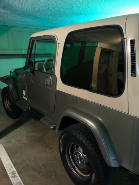 1990 Jeep Wrangler Sahara