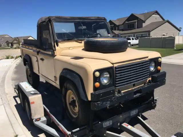 1990 Land Rover Defender