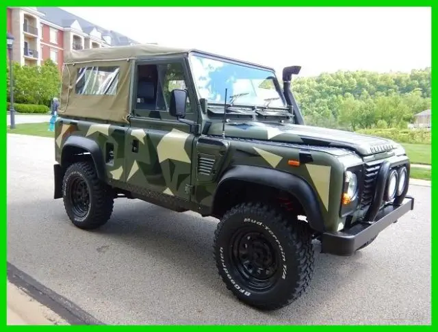 1990 Land Rover Defender