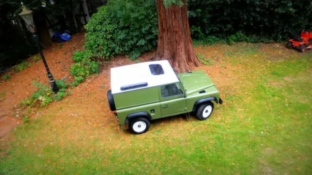 1990 Land Rover Defender