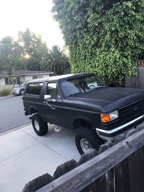 1990 Ford Bronco XLT