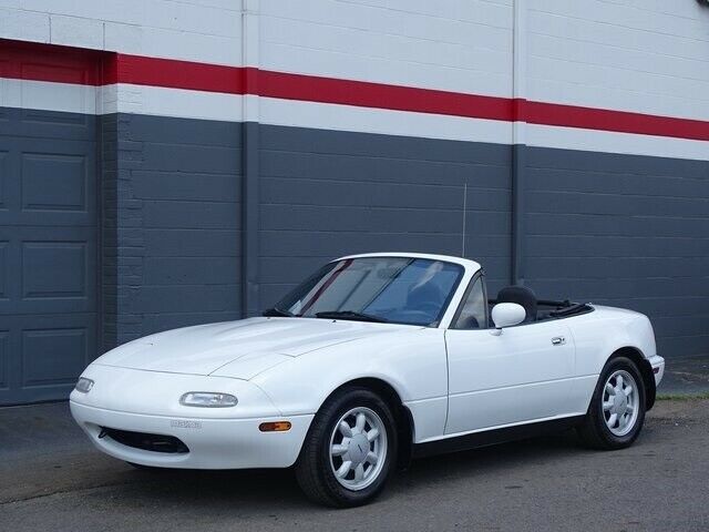 1990 Mazda MX-5 Miata --