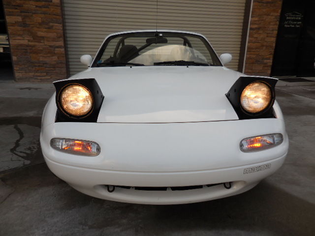 19900000 Mazda MX-5 Miata 2dr Coupe Co