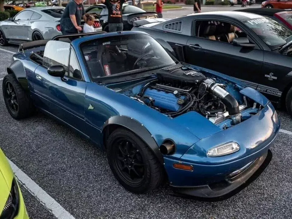 1990 Mazda MX-5 Miata