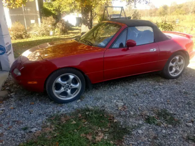 1990 Mazda MX-5 Miata Convertible