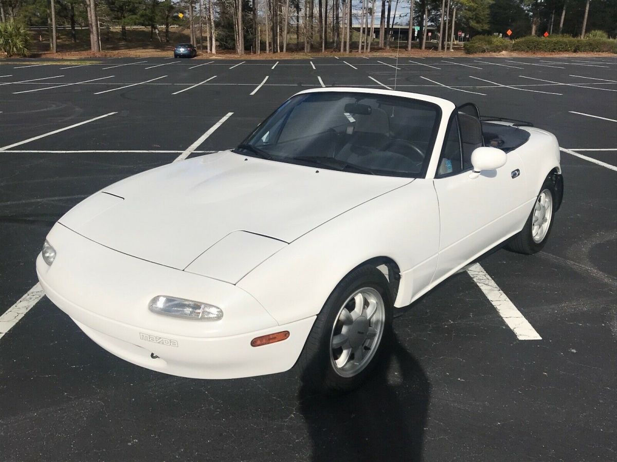 1990 Mazda MX-5 Miata 5 speed manual